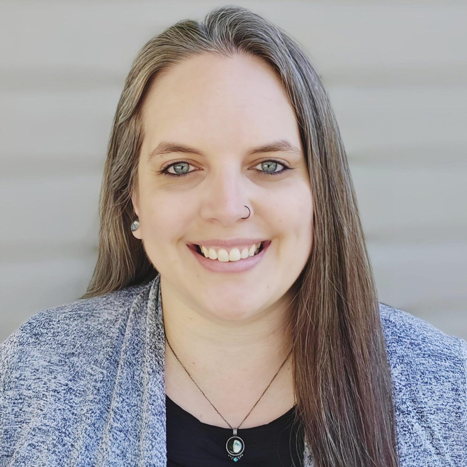 A person (Beth Bischoff) smiling